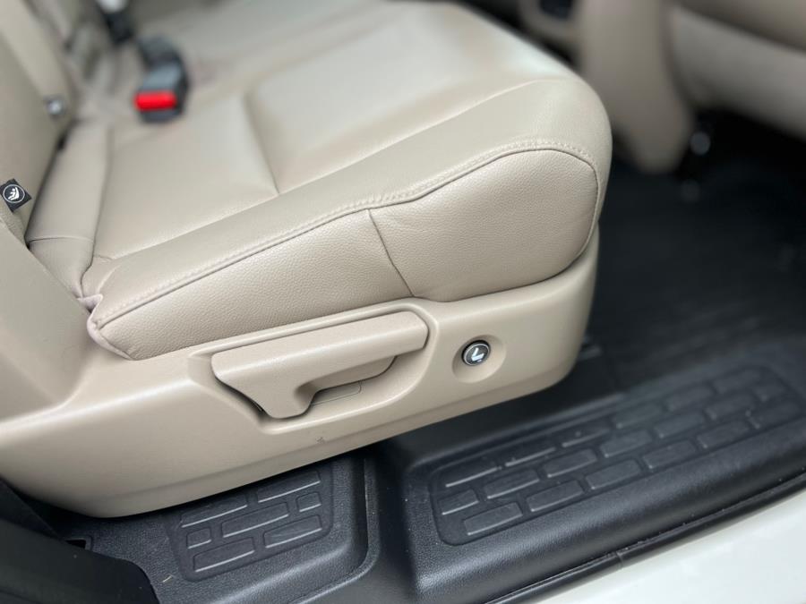 2017 Honda Pilot EX-L w/Honda Sensing AWD, available for sale in Paterson, New Jersey | Speedway Motors LLC. Paterson, New Jersey 2017 Honda Pilot EX-L w/Honda Sensing AWD, available for sale in Paterson, New Jersey | Speedway Motors LLC. Paterson, New Jersey