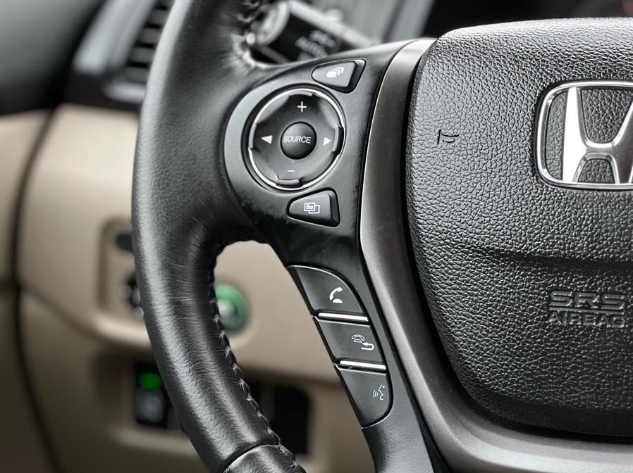 2017 Honda Pilot EX-L w/Honda Sensing AWD, available for sale in Paterson, New Jersey | Speedway Motors LLC. Paterson, New Jersey 2017 Honda Pilot EX-L w/Honda Sensing AWD, available for sale in Paterson, New Jersey | Speedway Motors LLC. Paterson, New Jersey