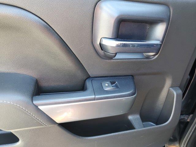 2018 Chevrolet Silverado 1500 2WD Crew Cab 143.5 LT w/1LT, available for sale in Woodside, New York | Drive Central. Woodside, New York 2018 Chevrolet Silverado 1500 2WD Crew Cab 143.5 LT w/1LT, available for sale in Woodside, New York | Drive Central. Woodside, New York