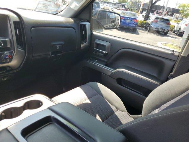 2018 Chevrolet Silverado 1500 2WD Crew Cab 143.5 LT w/1LT, available for sale in Woodside, New York | Drive Central. Woodside, New York 2018 Chevrolet Silverado 1500 2WD Crew Cab 143.5 LT w/1LT, available for sale in Woodside, New York | Drive Central. Woodside, New York