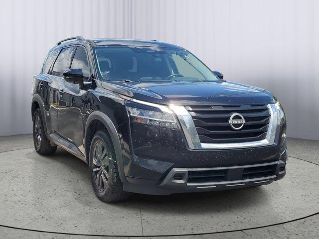 2022 Nissan Pathfinder SV 2WD, available for sale in Fort Myers, Florida | Carlux Fort Myers. Fort Myers, Florida 2022 Nissan Pathfinder SV 2WD, available for sale in Fort Myers, Florida | Carlux Fort Myers. Fort Myers, Florida