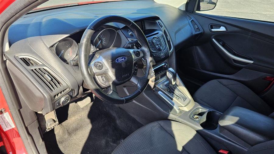 2012 Ford Focus SEL 4dr Sedan, available for sale in Wolcott, New York | Auto Hunter CNY. Wolcott, New York 2012 Ford Focus SEL 4dr Sedan, available for sale in Wolcott, New York | Auto Hunter CNY. Wolcott, New York
