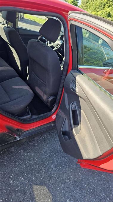 2012 Ford Focus SEL 4dr Sedan, available for sale in Wolcott, New York | Auto Hunter CNY. Wolcott, New York 2012 Ford Focus SEL 4dr Sedan, available for sale in Wolcott, New York | Auto Hunter CNY. Wolcott, New York