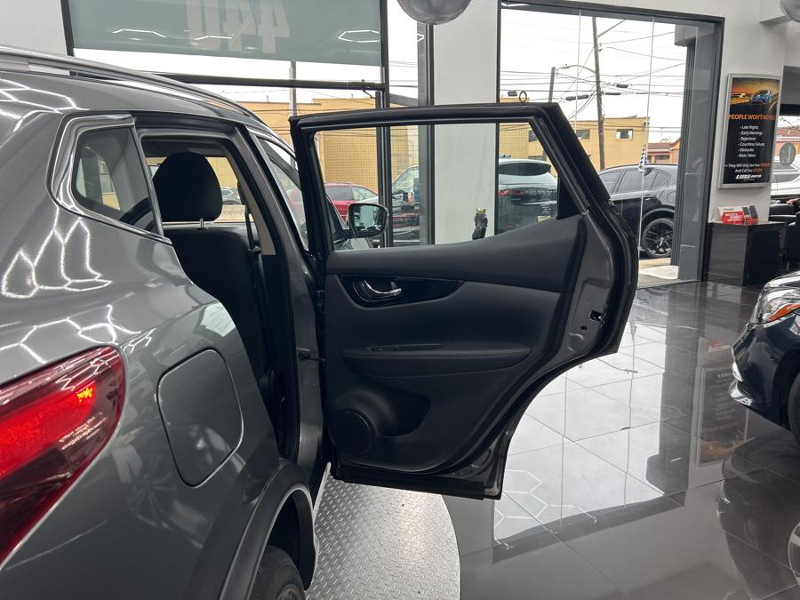 2018 Nissan Rogue Sport 2018.5 AWD S, available for sale in Jersey City, New Jersey | Luxe Auto Galleria. Jersey City, New Jersey 2018 Nissan Rogue Sport 2018.5 AWD S, available for sale in Jersey City, New Jersey | Luxe Auto Galleria. Jersey City, New Jersey