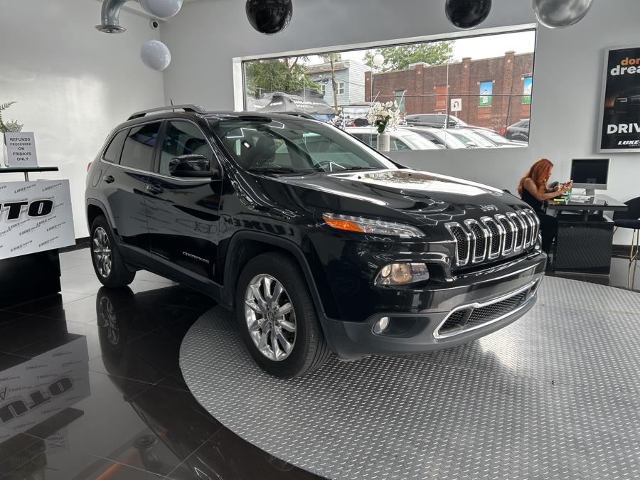 2016 Jeep Cherokee 4WD 4dr Limited, available for sale in Jersey City, New Jersey | Luxe Auto Galleria. Jersey City, New Jersey 2016 Jeep Cherokee 4WD 4dr Limited, available for sale in Jersey City, New Jersey | Luxe Auto Galleria. Jersey City, New Jersey
