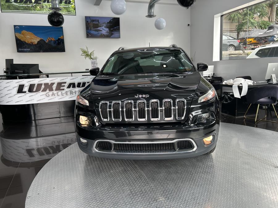 Used 2016 Jeep Cherokee in Jersey City, New Jersey | Luxe Auto Galleria. Jersey City, New Jersey