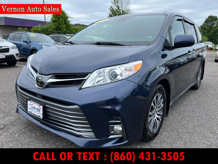Used 2018 Toyota Sienna in Manchester, Connecticut | Vernon Auto Sale & Service. Manchester, Connecticut