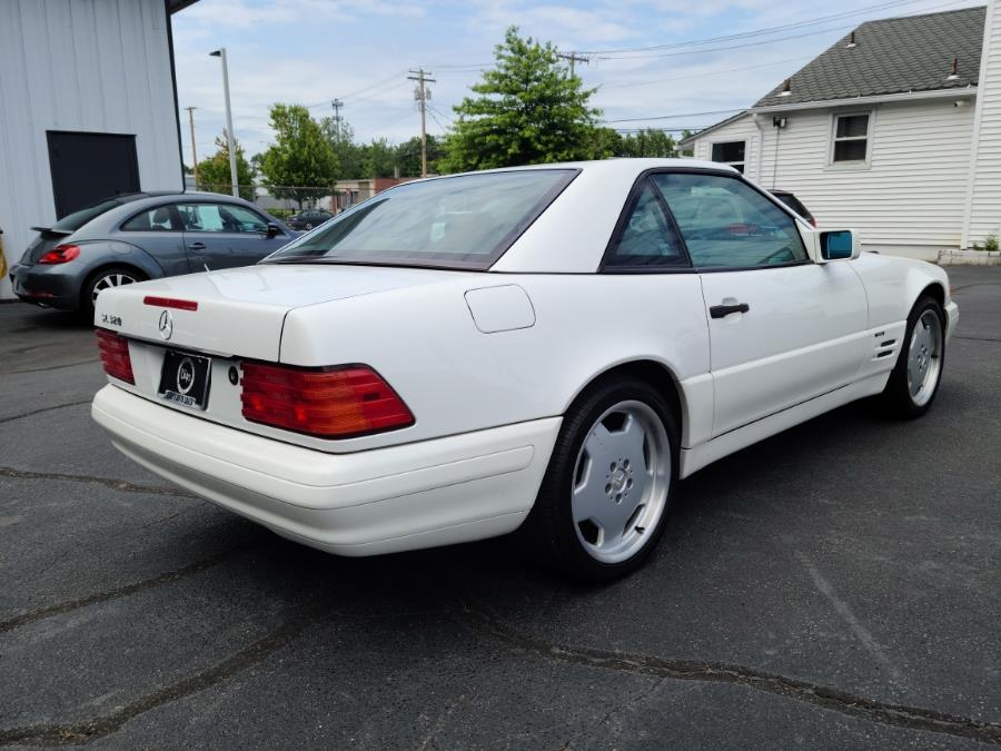 1996 Mercedes-Benz SL Class 2dr Roadster 3.2L, available for sale in Milford, Connecticut | Chip's Auto Sales Inc. Milford, Connecticut 1996 Mercedes-Benz SL Class 2dr Roadster 3.2L, available for sale in Milford, Connecticut | Chip's Auto Sales Inc. Milford, Connecticut