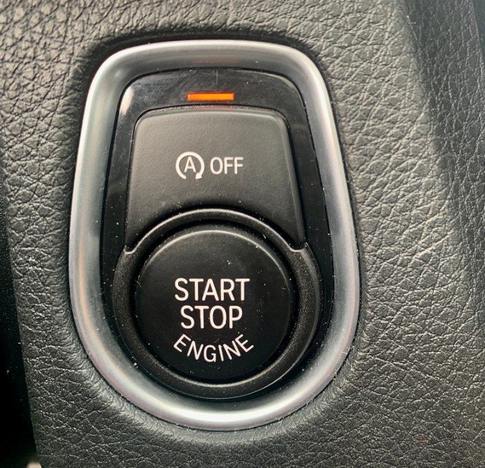 2018 BMW 3 Series 330i xDrive Sedan South Africa, available for sale in Manchester, New Hampshire | Second Street Auto Sales Inc. Manchester, New Hampshire 2018 BMW 3 Series 330i xDrive Sedan South Africa, available for sale in Manchester, New Hampshire | Second Street Auto Sales Inc. Manchester, New Hampshire