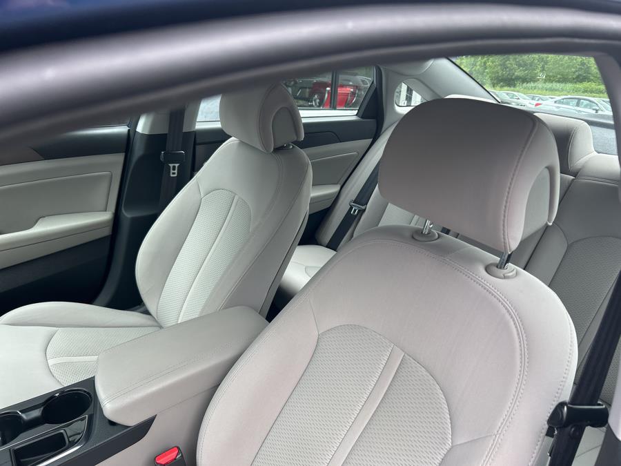 2017 Hyundai Sonata Sport 2.4L PZEV, available for sale in Middletown, Connecticut | Newfield Auto Sales. Middletown, Connecticut 2017 Hyundai Sonata Sport 2.4L PZEV, available for sale in Middletown, Connecticut | Newfield Auto Sales. Middletown, Connecticut