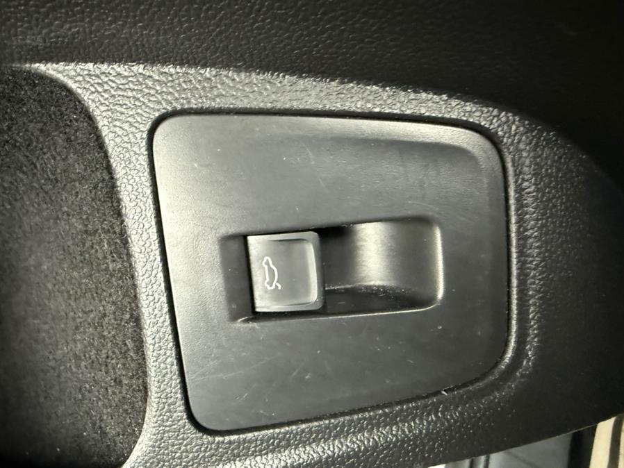 2022 Volkswagen Tiguan 2.0T SE 4MOTION, available for sale in Philadelphia, Pennsylvania | Eugen's Auto Sales & Repairs. Philadelphia, Pennsylvania 2022 Volkswagen Tiguan 2.0T SE 4MOTION, available for sale in Philadelphia, Pennsylvania | Eugen's Auto Sales & Repairs. Philadelphia, Pennsylvania