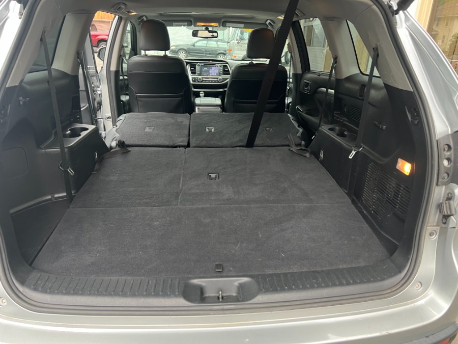 2015 Toyota Highlander AWD 4dr V6 XLE (Natl), available for sale in Bristol, Connecticut | Bristol Auto Center LLC. Bristol, Connecticut 2015 Toyota Highlander AWD 4dr V6 XLE (Natl), available for sale in Bristol, Connecticut | Bristol Auto Center LLC. Bristol, Connecticut