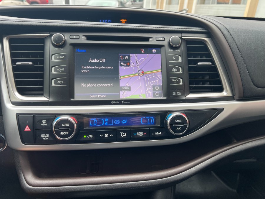 2015 Toyota Highlander AWD 4dr V6 XLE (Natl), available for sale in Bristol, Connecticut | Bristol Auto Center LLC. Bristol, Connecticut 2015 Toyota Highlander AWD 4dr V6 XLE (Natl), available for sale in Bristol, Connecticut | Bristol Auto Center LLC. Bristol, Connecticut