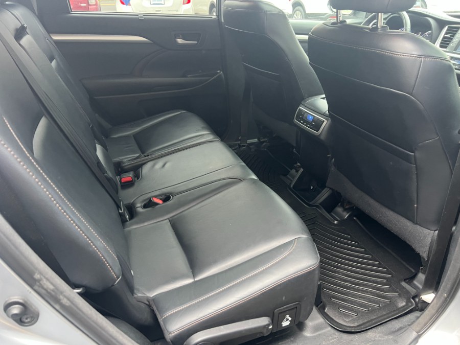 2015 Toyota Highlander AWD 4dr V6 XLE (Natl), available for sale in Bristol, Connecticut | Bristol Auto Center LLC. Bristol, Connecticut 2015 Toyota Highlander AWD 4dr V6 XLE (Natl), available for sale in Bristol, Connecticut | Bristol Auto Center LLC. Bristol, Connecticut