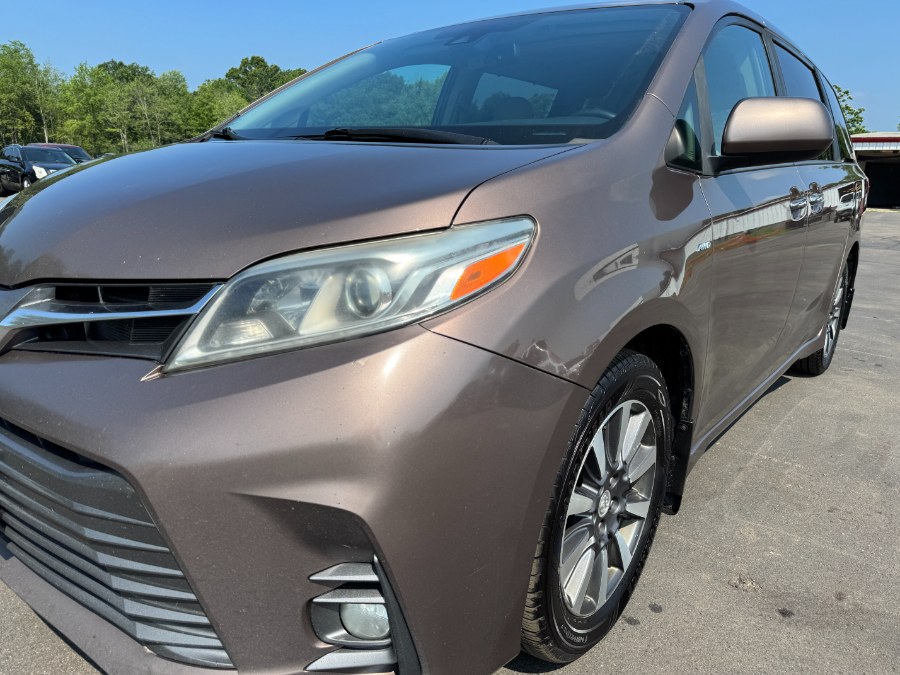 2018 Toyota Sienna XLE AWD 7-Passenger (Natl), available for sale in Ortonville, Michigan | Marsh Auto Sales LLC. Ortonville, Michigan 2018 Toyota Sienna XLE AWD 7-Passenger (Natl), available for sale in Ortonville, Michigan | Marsh Auto Sales LLC. Ortonville, Michigan