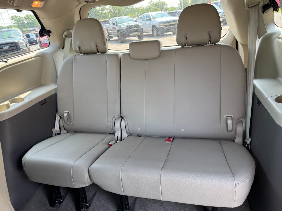 2018 Toyota Sienna XLE AWD 7-Passenger (Natl), available for sale in Ortonville, Michigan | Marsh Auto Sales LLC. Ortonville, Michigan 2018 Toyota Sienna XLE AWD 7-Passenger (Natl), available for sale in Ortonville, Michigan | Marsh Auto Sales LLC. Ortonville, Michigan