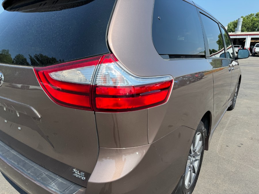 2018 Toyota Sienna XLE AWD 7-Passenger (Natl), available for sale in Ortonville, Michigan | Marsh Auto Sales LLC. Ortonville, Michigan 2018 Toyota Sienna XLE AWD 7-Passenger (Natl), available for sale in Ortonville, Michigan | Marsh Auto Sales LLC. Ortonville, Michigan