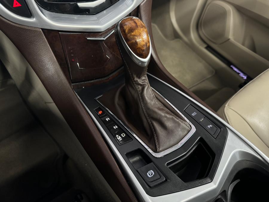 2013 Cadillac SRX AWD 4dr Luxury Collection, available for sale in West Babylon , New York | MP Motors Inc. West Babylon , New York 2013 Cadillac SRX AWD 4dr Luxury Collection, available for sale in West Babylon , New York | MP Motors Inc. West Babylon , New York