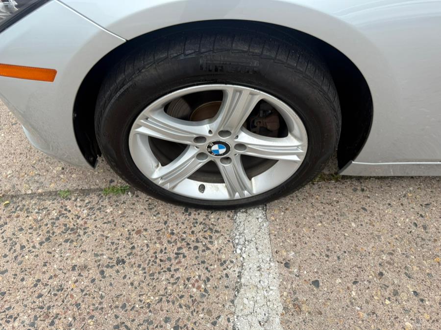 2014 BMW 3 Series 4dr Sdn 328i xDrive AWD SULEV, available for sale in Manchester, Connecticut | Carsonmain LLC. Manchester, Connecticut 2014 BMW 3 Series 4dr Sdn 328i xDrive AWD SULEV, available for sale in Manchester, Connecticut | Carsonmain LLC. Manchester, Connecticut