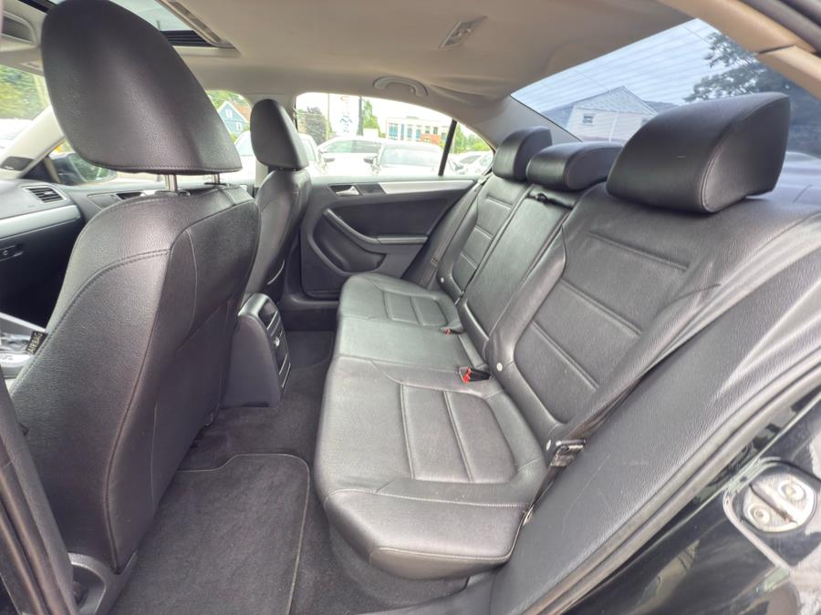 2012 Volkswagen Jetta Sedan 4dr DSG TDI w/Premium, available for sale in Manchester, Connecticut | Carsonmain LLC. Manchester, Connecticut 2012 Volkswagen Jetta Sedan 4dr DSG TDI w/Premium, available for sale in Manchester, Connecticut | Carsonmain LLC. Manchester, Connecticut
