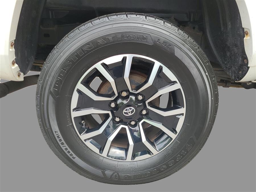2020 Toyota Tacoma 4WD TRD Sport Double Cab 5'' Bed V6 AT (Natl), available for sale in Canton, Connecticut | Lava Motors. Canton, Connecticut 2020 Toyota Tacoma 4WD TRD Sport Double Cab 5'' Bed V6 AT (Natl), available for sale in Canton, Connecticut | Lava Motors. Canton, Connecticut