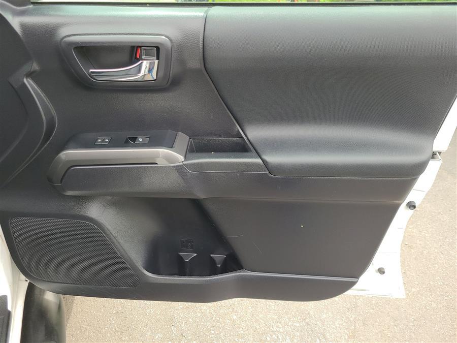 2020 Toyota Tacoma 4WD TRD Sport Double Cab 5'' Bed V6 AT (Natl), available for sale in Canton, Connecticut | Lava Motors. Canton, Connecticut 2020 Toyota Tacoma 4WD TRD Sport Double Cab 5'' Bed V6 AT (Natl), available for sale in Canton, Connecticut | Lava Motors. Canton, Connecticut