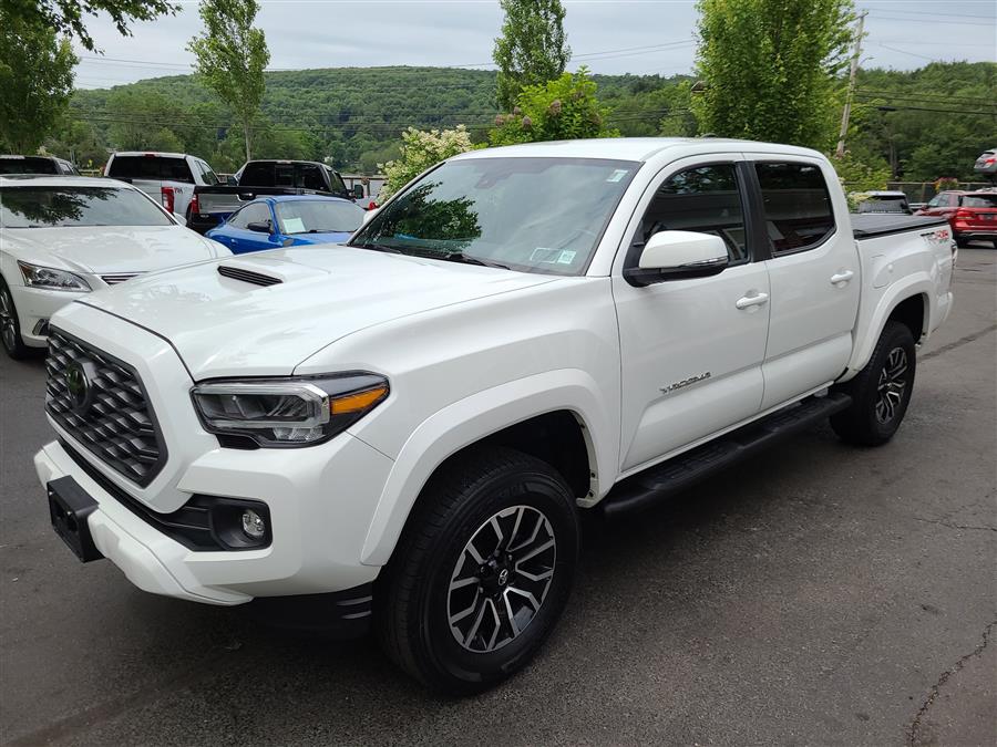 2020 Toyota Tacoma 4WD TRD Sport Double Cab 5'' Bed V6 AT (Natl), available for sale in Canton, Connecticut | Lava Motors. Canton, Connecticut 2020 Toyota Tacoma 4WD TRD Sport Double Cab 5'' Bed V6 AT (Natl), available for sale in Canton, Connecticut | Lava Motors. Canton, Connecticut