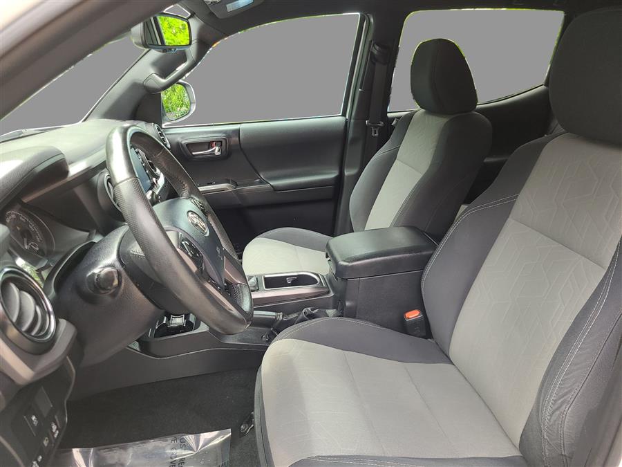 2020 Toyota Tacoma 4WD TRD Sport Double Cab 5'' Bed V6 AT (Natl), available for sale in Canton, Connecticut | Lava Motors. Canton, Connecticut 2020 Toyota Tacoma 4WD TRD Sport Double Cab 5'' Bed V6 AT (Natl), available for sale in Canton, Connecticut | Lava Motors. Canton, Connecticut