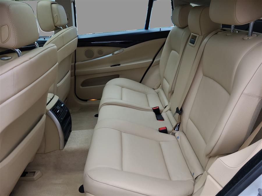 2011 BMW 5 Series Gran Turismo 5dr 550i xDrive Gran Turismo AWD, available for sale in Canton, Connecticut | Lava Motors. Canton, Connecticut 2011 BMW 5 Series Gran Turismo 5dr 550i xDrive Gran Turismo AWD, available for sale in Canton, Connecticut | Lava Motors. Canton, Connecticut