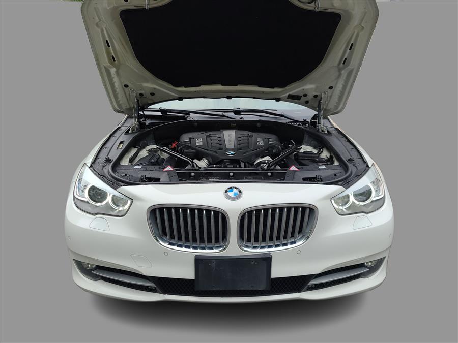 2011 BMW 5 Series Gran Turismo 5dr 550i xDrive Gran Turismo AWD, available for sale in Canton, Connecticut | Lava Motors. Canton, Connecticut 2011 BMW 5 Series Gran Turismo 5dr 550i xDrive Gran Turismo AWD, available for sale in Canton, Connecticut | Lava Motors. Canton, Connecticut