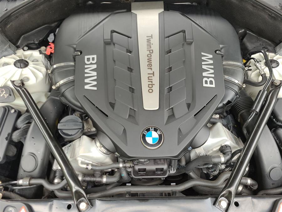 2011 BMW 5 Series Gran Turismo 5dr 550i xDrive Gran Turismo AWD, available for sale in Canton, Connecticut | Lava Motors. Canton, Connecticut 2011 BMW 5 Series Gran Turismo 5dr 550i xDrive Gran Turismo AWD, available for sale in Canton, Connecticut | Lava Motors. Canton, Connecticut