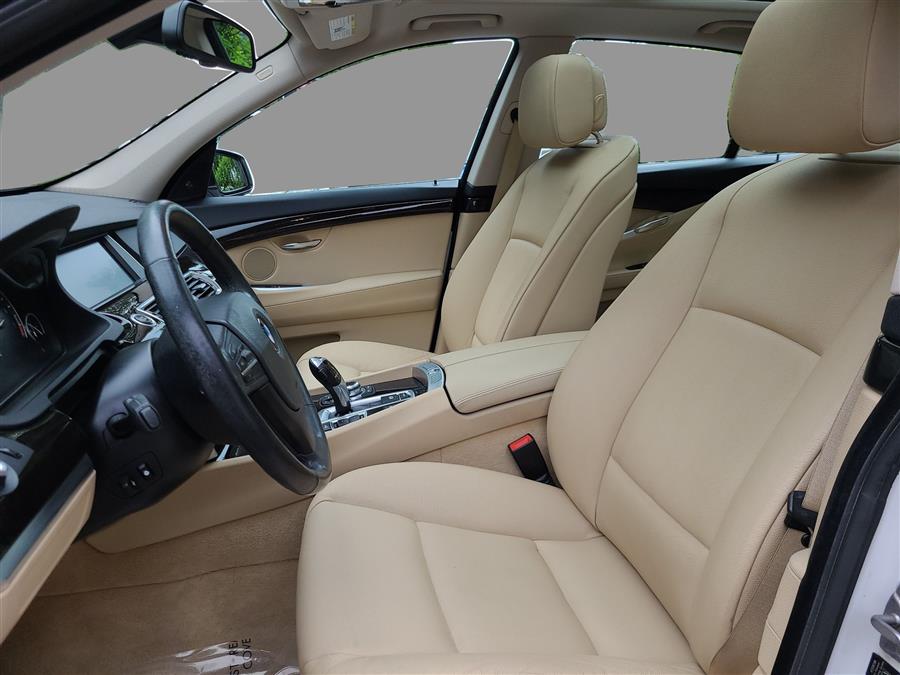 2011 BMW 5 Series Gran Turismo 5dr 550i xDrive Gran Turismo AWD, available for sale in Canton, Connecticut | Lava Motors. Canton, Connecticut 2011 BMW 5 Series Gran Turismo 5dr 550i xDrive Gran Turismo AWD, available for sale in Canton, Connecticut | Lava Motors. Canton, Connecticut