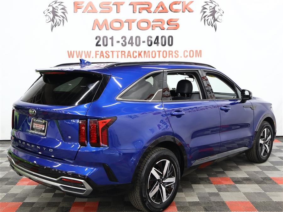 2021 Kia Sorento S, available for sale in Paterson, New Jersey | Fast Track Motors. Paterson, New Jersey 2021 Kia Sorento S, available for sale in Paterson, New Jersey | Fast Track Motors. Paterson, New Jersey