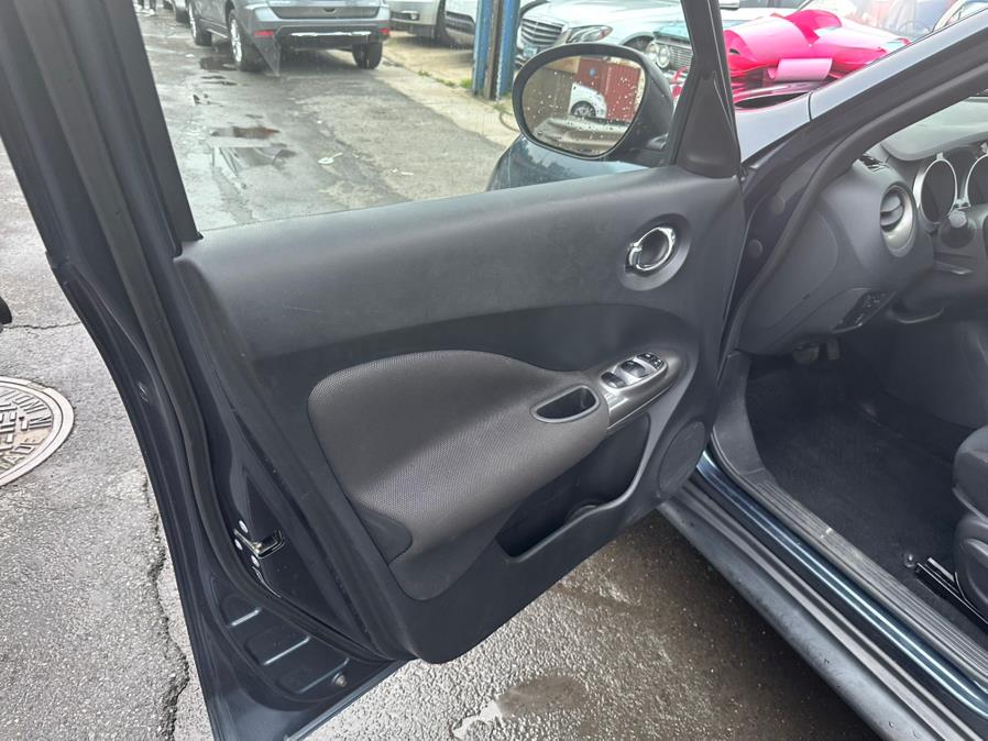 2011 Nissan JUKE 5dr Wgn I4 CVT SL AWD, available for sale in Brooklyn, New York | Brooklyn Auto Mall LLC. Brooklyn, New York 2011 Nissan JUKE 5dr Wgn I4 CVT SL AWD, available for sale in Brooklyn, New York | Brooklyn Auto Mall LLC. Brooklyn, New York