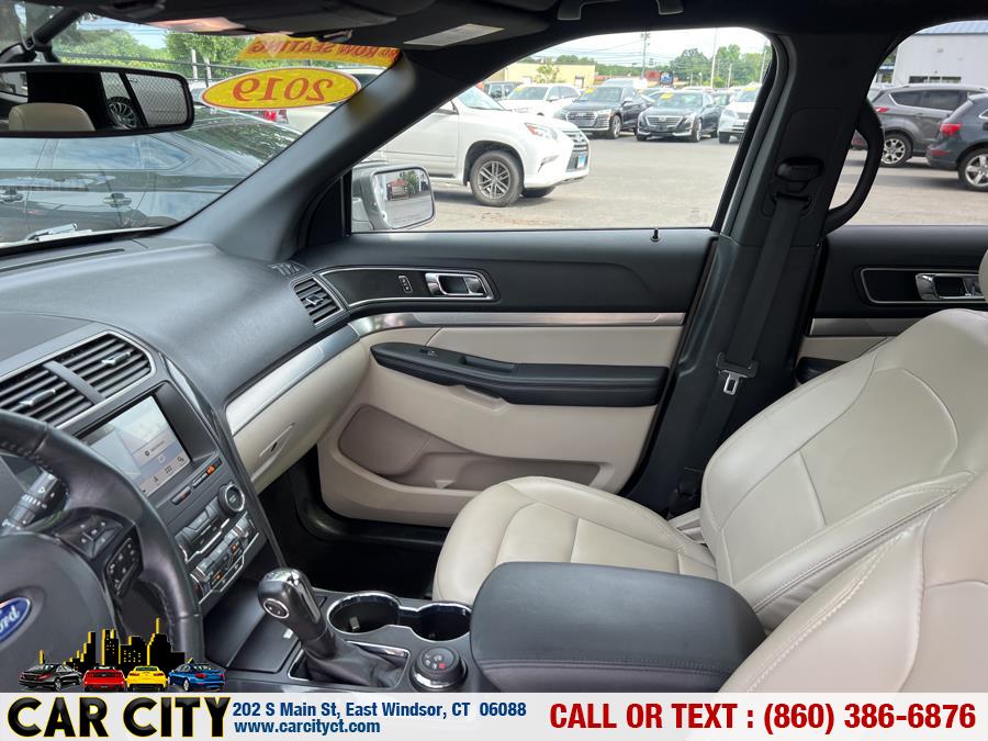 2019 Ford Explorer XLT 4WD, available for sale in East Windsor, Connecticut | Car City LLC. East Windsor, Connecticut 2019 Ford Explorer XLT 4WD, available for sale in East Windsor, Connecticut | Car City LLC. East Windsor, Connecticut