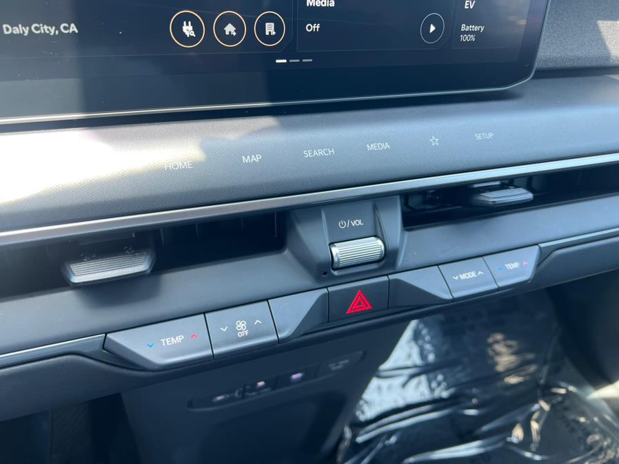 2024 Kia EV9 Light Standard RWD, available for sale in Daly City, California | Green Light Auto Wholesale. Daly City, California 2024 Kia EV9 Light Standard RWD, available for sale in Daly City, California | Green Light Auto Wholesale. Daly City, California