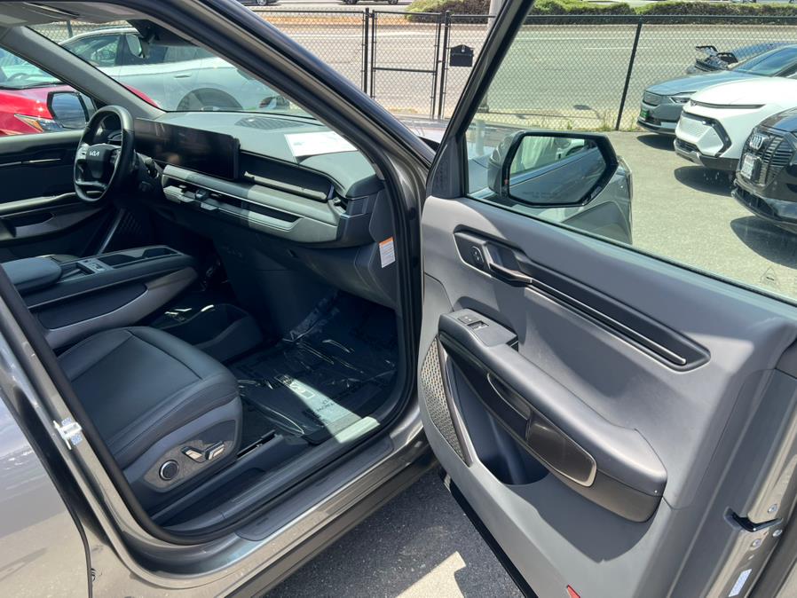 2024 Kia EV9 Light Standard RWD, available for sale in Daly City, California | Green Light Auto Wholesale. Daly City, California 2024 Kia EV9 Light Standard RWD, available for sale in Daly City, California | Green Light Auto Wholesale. Daly City, California