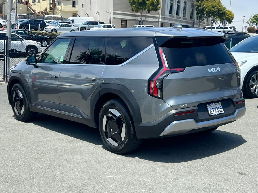 2024 Kia EV9 Light Standard RWD, available for sale in Daly City, California | Green Light Auto Wholesale. Daly City, California 2024 Kia EV9 Light Standard RWD, available for sale in Daly City, California | Green Light Auto Wholesale. Daly City, California