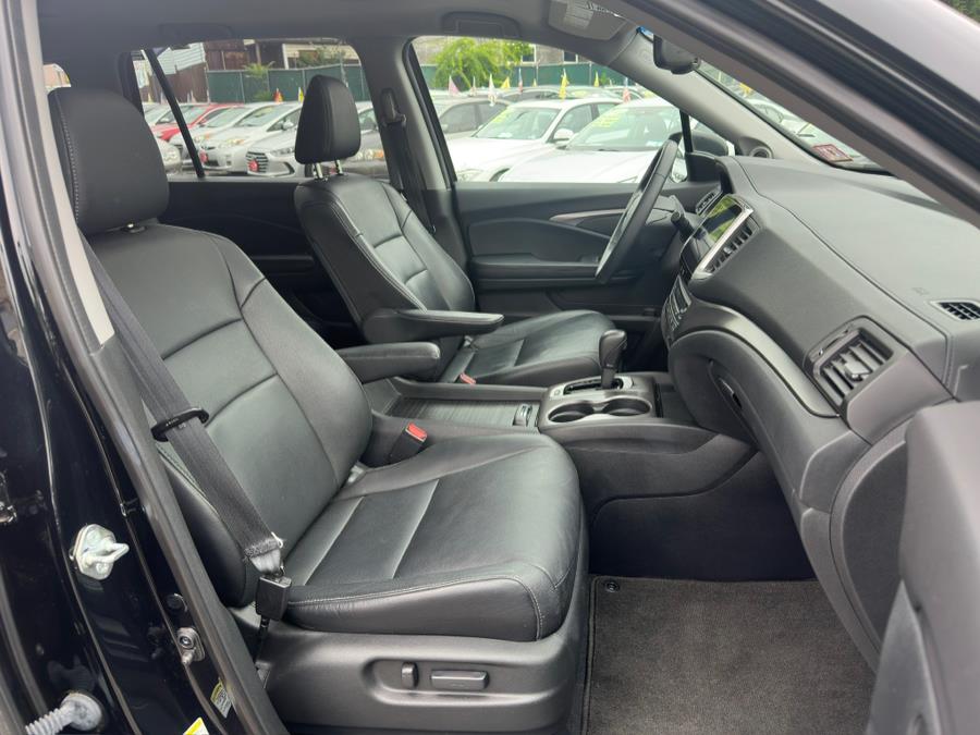 2016 Honda Pilot AWD 4dr EX-L w/Navi, available for sale in Irvington , New Jersey | Auto Haus of Irvington Corp. Irvington , New Jersey 2016 Honda Pilot AWD 4dr EX-L w/Navi, available for sale in Irvington , New Jersey | Auto Haus of Irvington Corp. Irvington , New Jersey