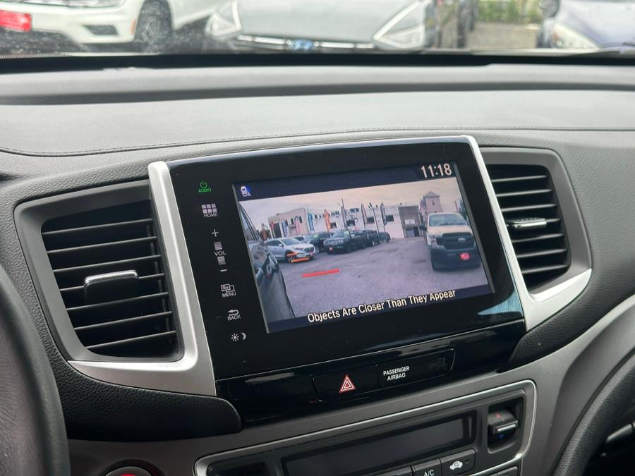 2016 Honda Pilot AWD 4dr EX-L w/Navi, available for sale in Irvington , New Jersey | Auto Haus of Irvington Corp. Irvington , New Jersey 2016 Honda Pilot AWD 4dr EX-L w/Navi, available for sale in Irvington , New Jersey | Auto Haus of Irvington Corp. Irvington , New Jersey