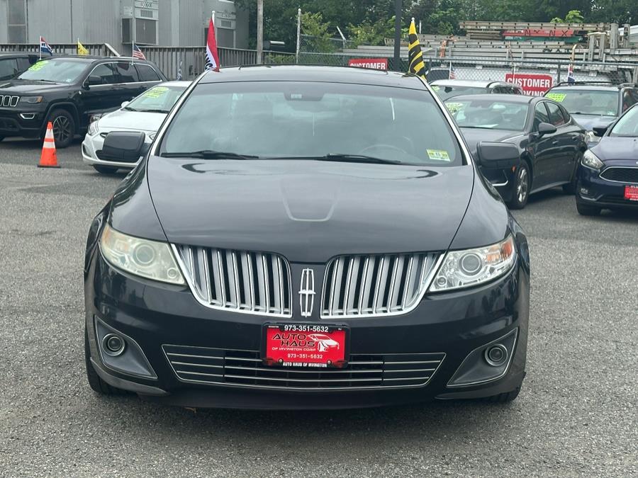 2010 Lincoln MKS photo 2