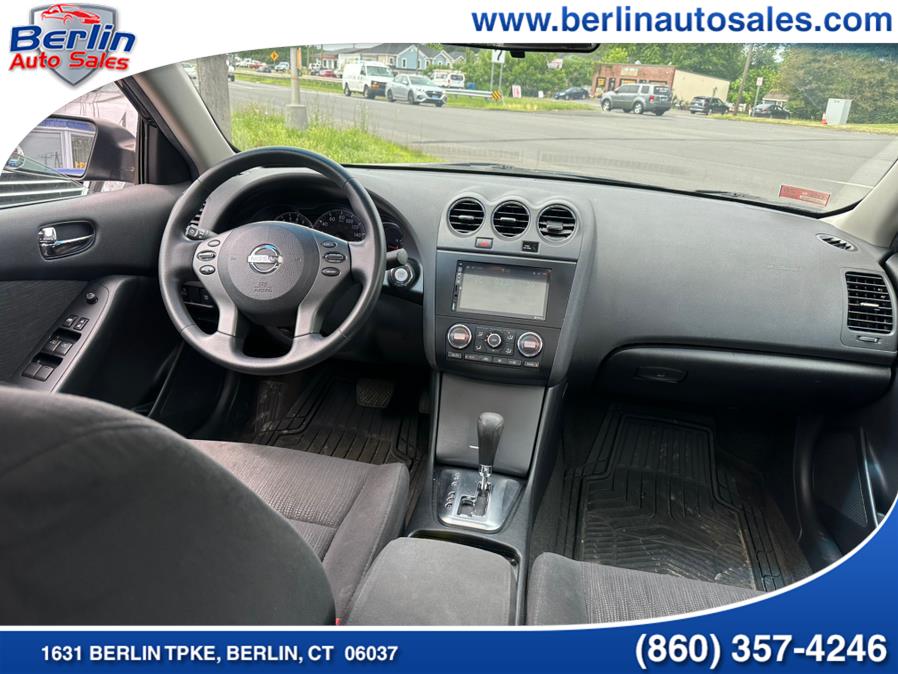 2010 Nissan Altima 4dr Sdn I4 CVT 2.5 S, available for sale in Berlin, Connecticut | Berlin Auto Sales LLC. Berlin, Connecticut 2010 Nissan Altima 4dr Sdn I4 CVT 2.5 S, available for sale in Berlin, Connecticut | Berlin Auto Sales LLC. Berlin, Connecticut