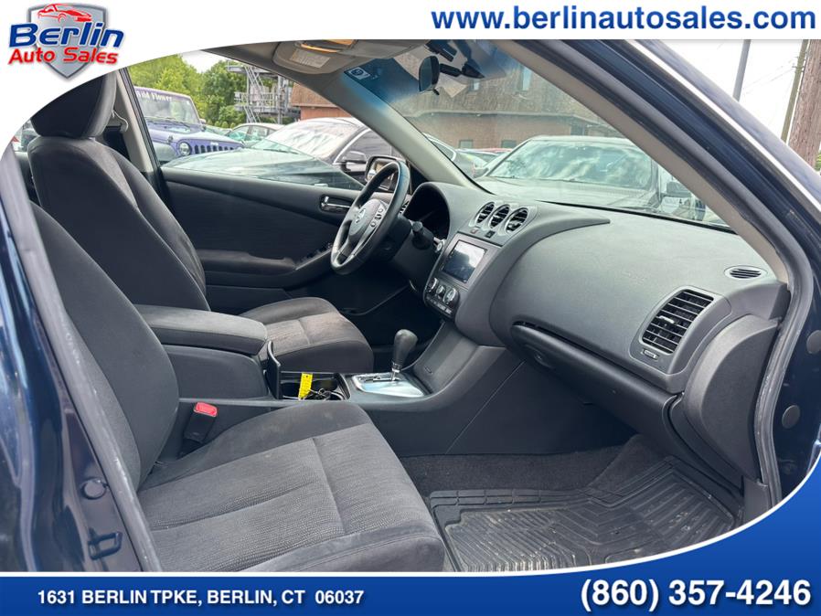 2010 Nissan Altima 4dr Sdn I4 CVT 2.5 S, available for sale in Berlin, Connecticut | Berlin Auto Sales LLC. Berlin, Connecticut 2010 Nissan Altima 4dr Sdn I4 CVT 2.5 S, available for sale in Berlin, Connecticut | Berlin Auto Sales LLC. Berlin, Connecticut