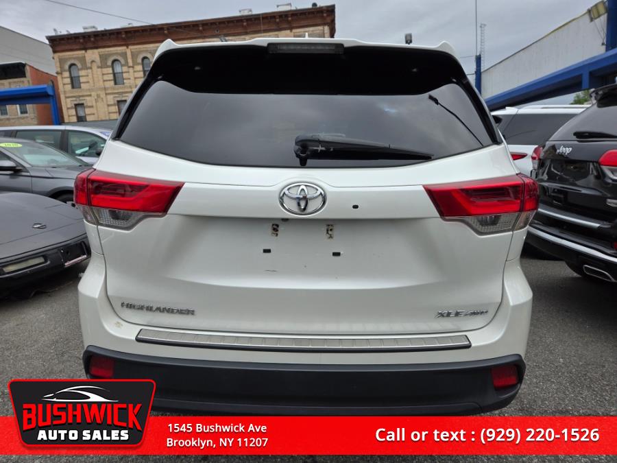 2019 Toyota Highlander XLE V6 AWD (Natl), available for sale in Brooklyn, New York | Bushwick Auto Sales LLC. Brooklyn, New York 2019 Toyota Highlander XLE V6 AWD (Natl), available for sale in Brooklyn, New York | Bushwick Auto Sales LLC. Brooklyn, New York