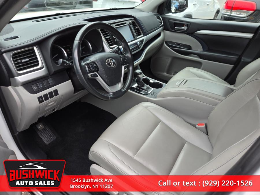 2019 Toyota Highlander XLE V6 AWD (Natl), available for sale in Brooklyn, New York | Bushwick Auto Sales LLC. Brooklyn, New York 2019 Toyota Highlander XLE V6 AWD (Natl), available for sale in Brooklyn, New York | Bushwick Auto Sales LLC. Brooklyn, New York
