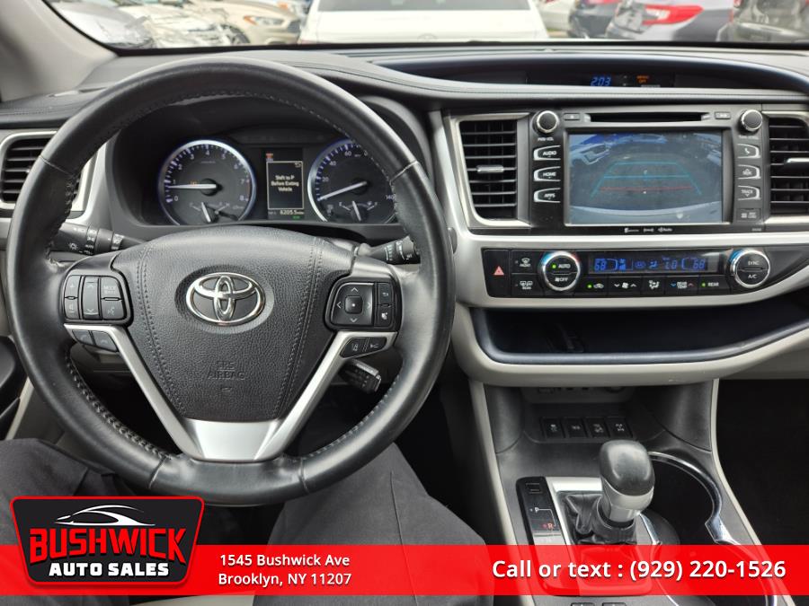 2019 Toyota Highlander XLE V6 AWD (Natl), available for sale in Brooklyn, New York | Bushwick Auto Sales LLC. Brooklyn, New York 2019 Toyota Highlander XLE V6 AWD (Natl), available for sale in Brooklyn, New York | Bushwick Auto Sales LLC. Brooklyn, New York