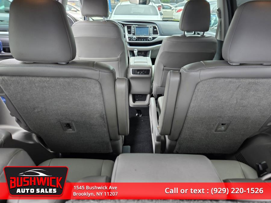 2019 Toyota Highlander XLE V6 AWD (Natl), available for sale in Brooklyn, New York | Bushwick Auto Sales LLC. Brooklyn, New York 2019 Toyota Highlander XLE V6 AWD (Natl), available for sale in Brooklyn, New York | Bushwick Auto Sales LLC. Brooklyn, New York