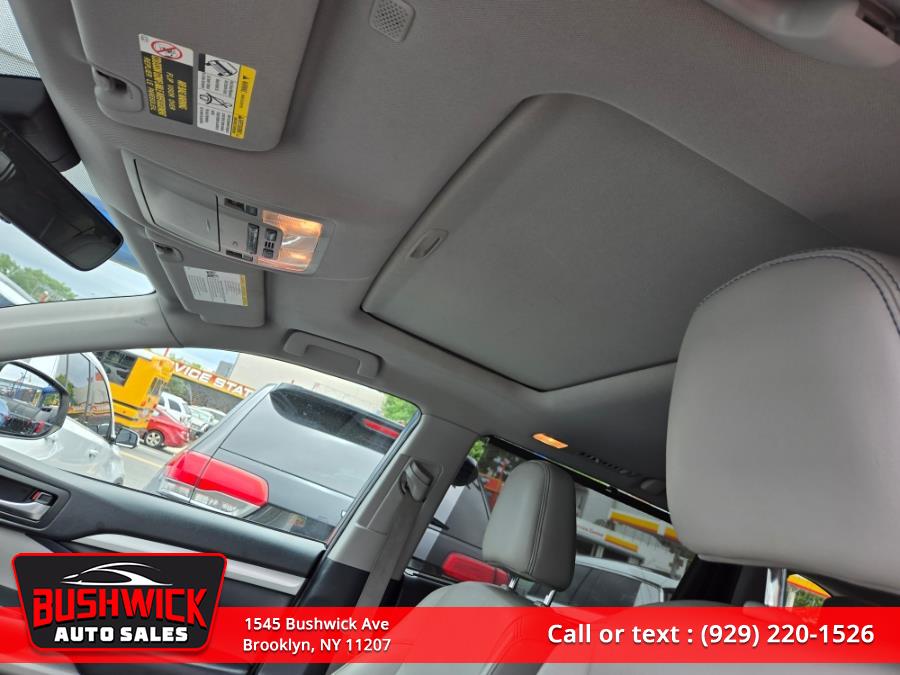 2019 Toyota Highlander XLE V6 AWD (Natl), available for sale in Brooklyn, New York | Bushwick Auto Sales LLC. Brooklyn, New York 2019 Toyota Highlander XLE V6 AWD (Natl), available for sale in Brooklyn, New York | Bushwick Auto Sales LLC. Brooklyn, New York