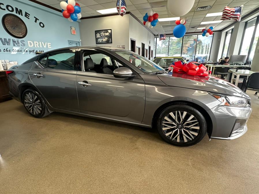 2024 Nissan Altima 2.5 SV Sedan, available for sale in Inwood, New York | 5 Towns Drive. Inwood, New York 2024 Nissan Altima 2.5 SV Sedan, available for sale in Inwood, New York | 5 Towns Drive. Inwood, New York
