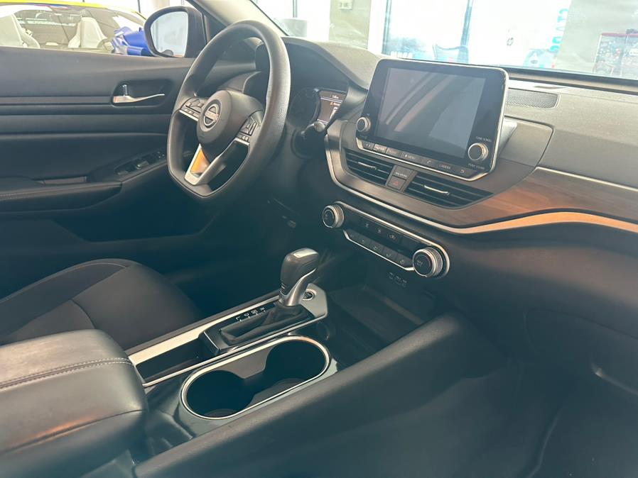 2024 Nissan Altima 2.5 SV Sedan, available for sale in Inwood, New York | 5 Towns Drive. Inwood, New York 2024 Nissan Altima 2.5 SV Sedan, available for sale in Inwood, New York | 5 Towns Drive. Inwood, New York